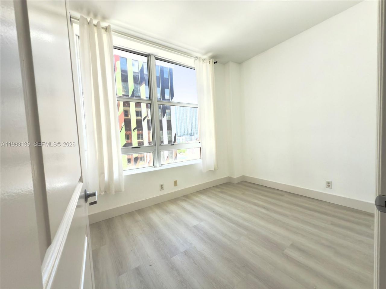 111 E Flagler St , Unit 805, Miami, FL 33131 Photo