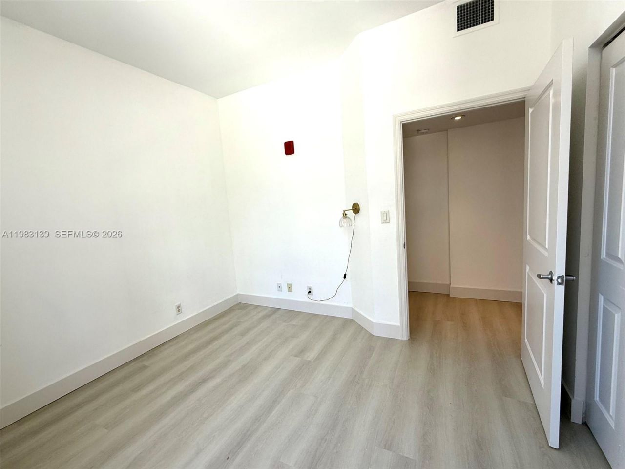 111 E Flagler St , Unit 805, Miami, FL 33131 Photo