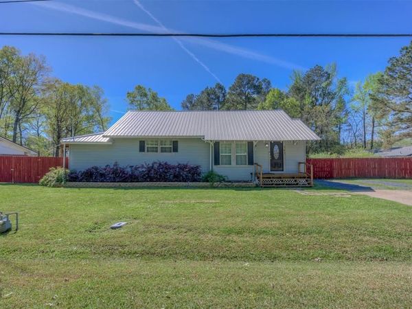 141 W Mckinley Avenue , Haughton, LA 71037