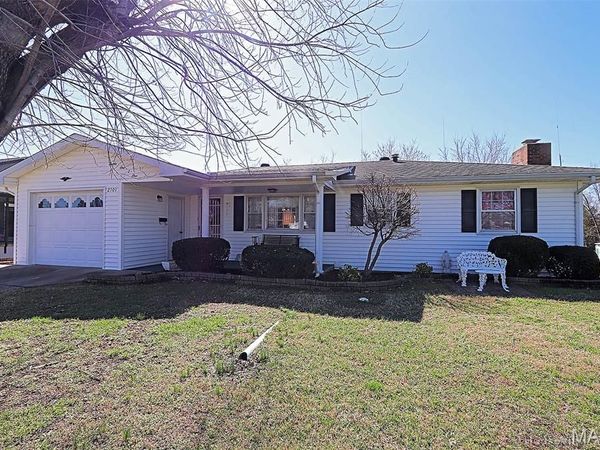 2101 Fornfelt Street , Scott City, MO 63780