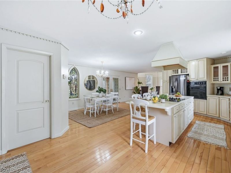 1887 Pearce Circle, Salem, OH 44460 Photo 17