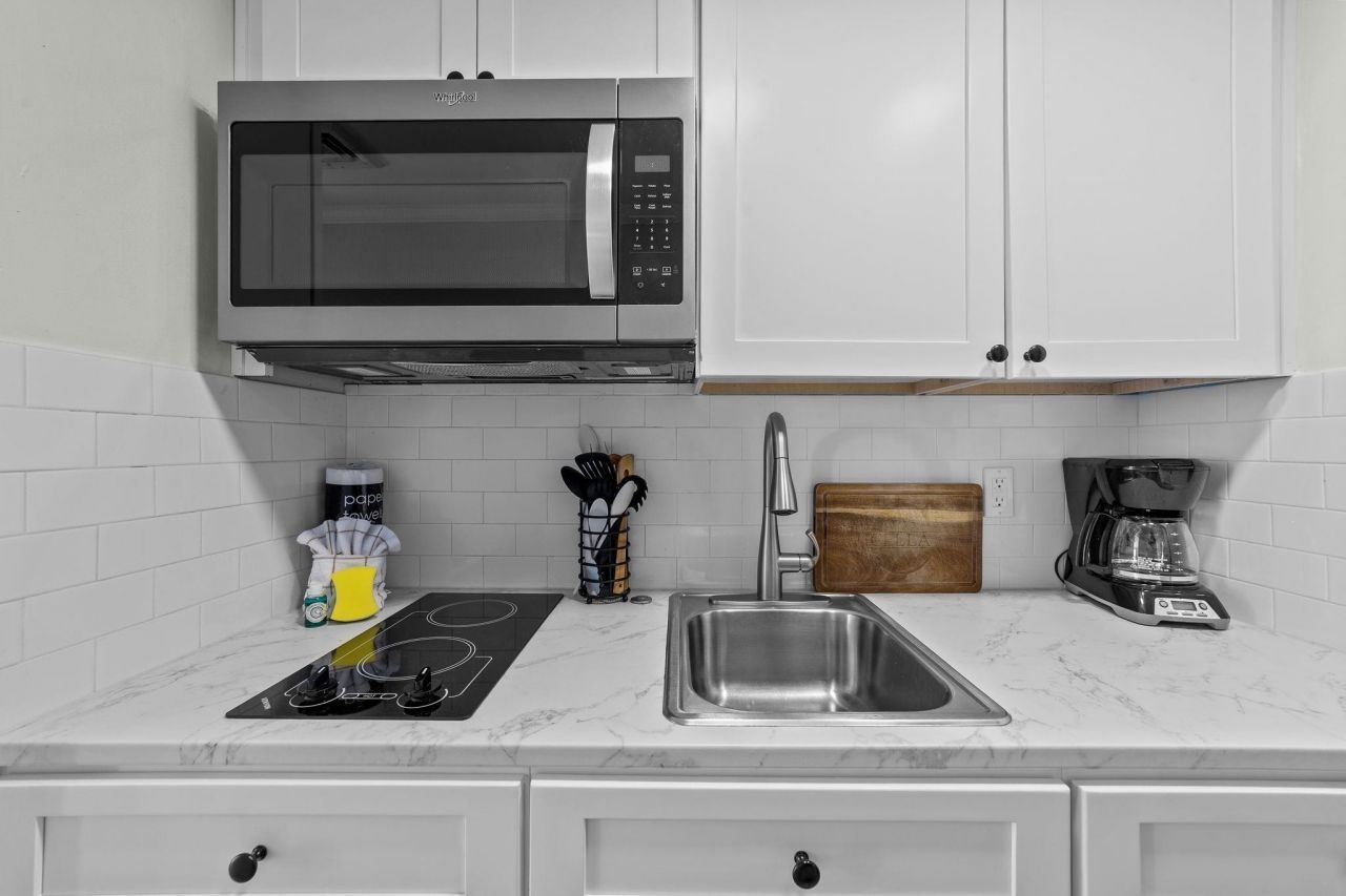 7500 N Ocean Blvd. Photo 5