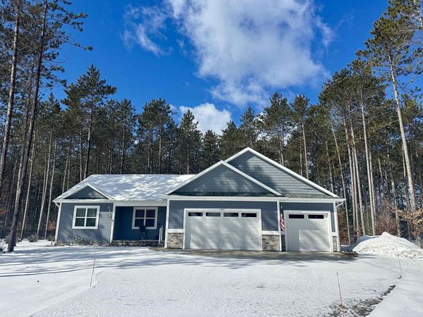 1947 Cascade Trail, Traverse City, MI 49685