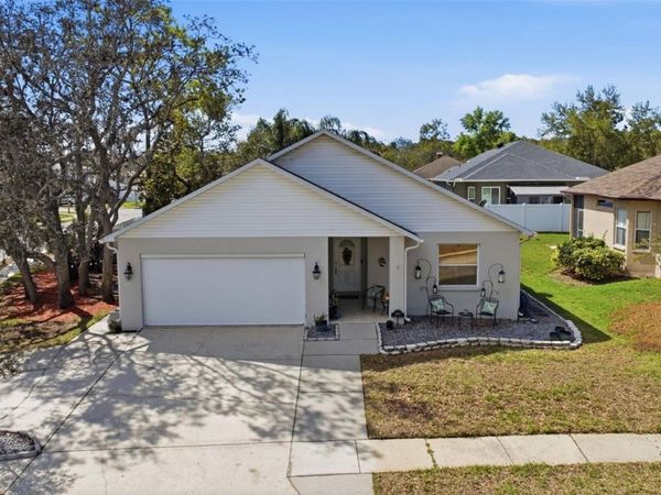 12007 HUNTERS LAKE DRIVE , NEW PORT RICHEY, FL 34654