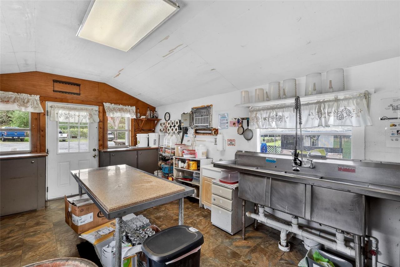 26921 Bloomfield Avenue , Yalaha, FL 34797 Photo