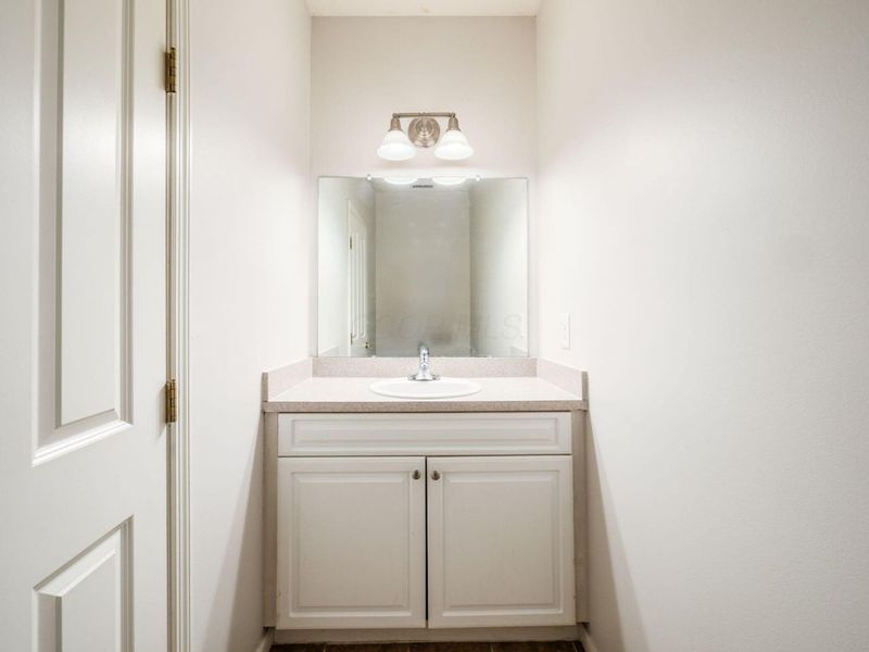 4050 Summerstone Drive, Columbus, OH 43230 Photo 11