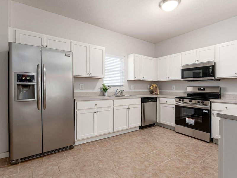 4050 Summerstone Drive, Columbus, OH 43230 Photo 16