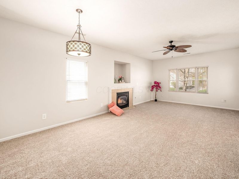 4050 Summerstone Drive, Columbus, OH 43230 Photo 3