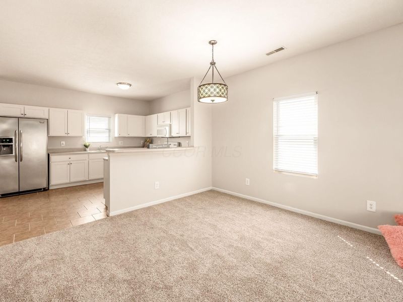 4050 Summerstone Drive, Columbus, OH 43230 Photo 8