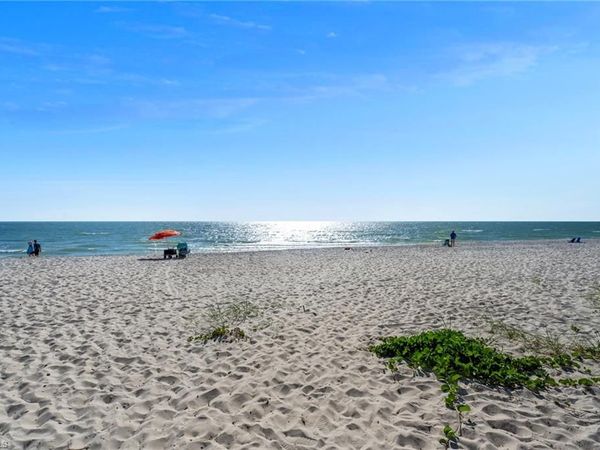 1950 Gulf Shore BLVD N, Unit 110, NAPLES, FL 34102