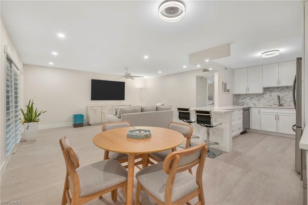 1950 Gulf Shore Blvd N, Unit 110, Naples, FL 34102 Photo