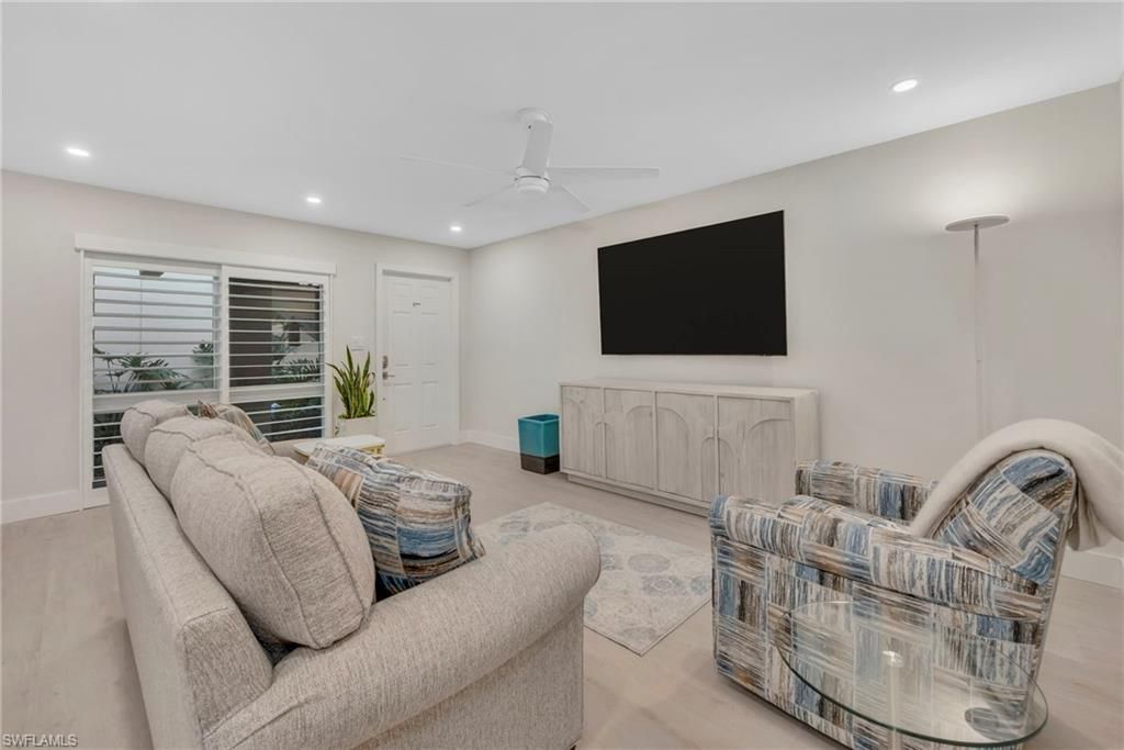 1950 Gulf Shore Blvd N, Unit 110, Naples, FL 34102 Photo