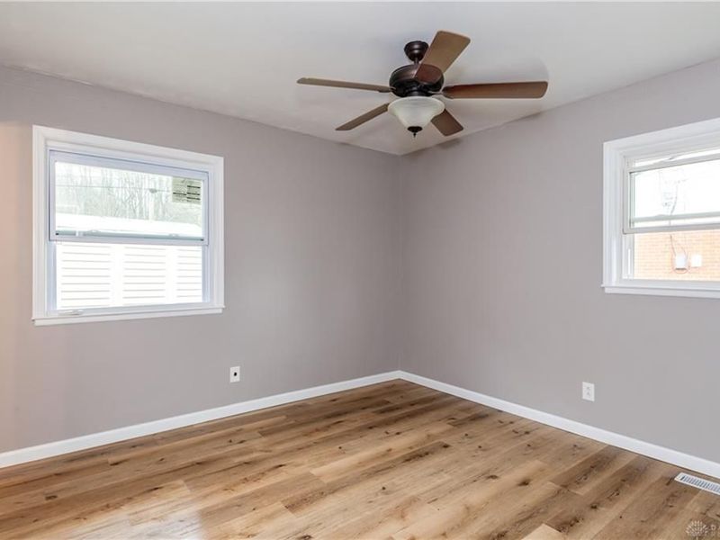 208 Pinegrove Drive, Bellbrook, OH 45305 Photo 16