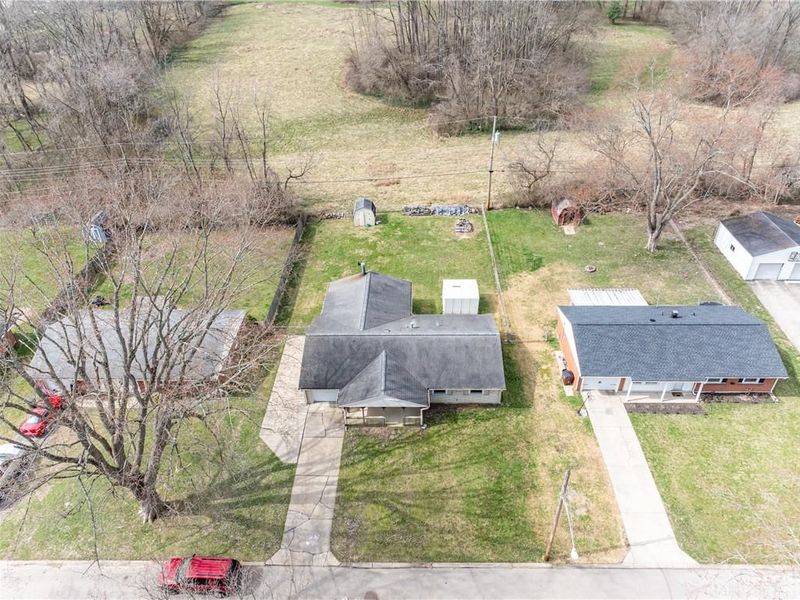 208 Pinegrove Drive, Bellbrook, OH 45305 Photo 26