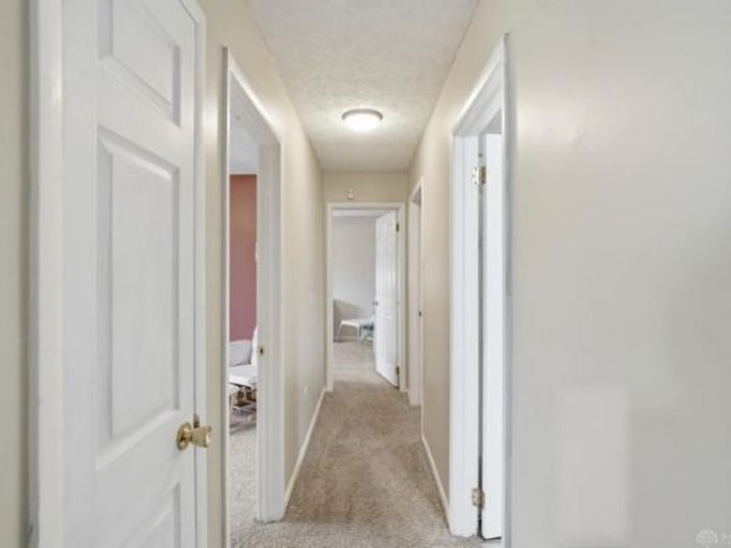 1528 W Meadowbrook Drive, Loveland, OH 45140 Photo 16