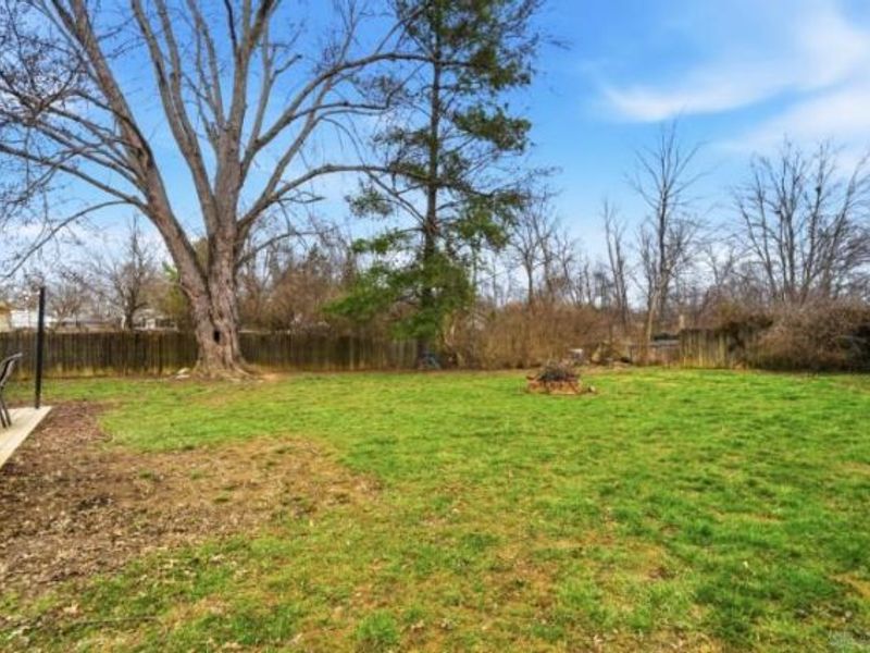 1528 W Meadowbrook Drive, Loveland, OH 45140 Photo 25