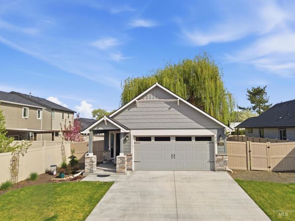 1398 W Woodpine St, Meridian, ID 83646