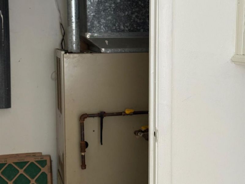 1074 flintlock, Mount Healthy, OH 45231 Photo 13