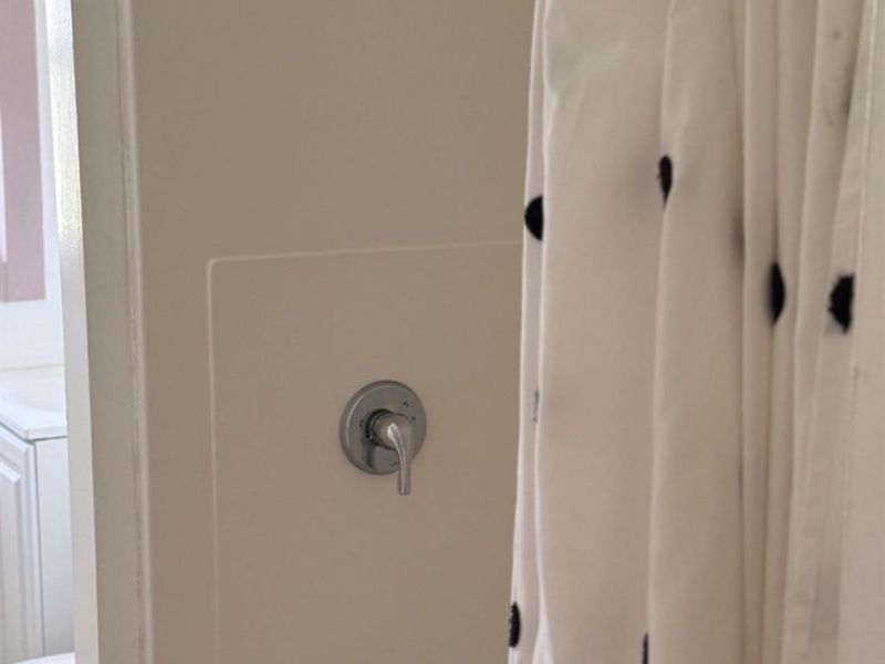 1074 flintlock, Mount Healthy, OH 45231 Photo 14