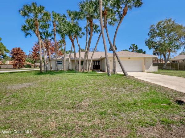 939 Peach Avenue NE , Palm Bay, FL 32907
