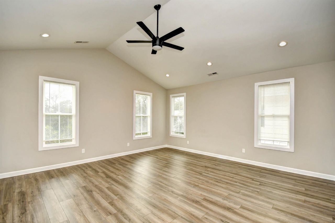 3877 Spanner Way Photo 14