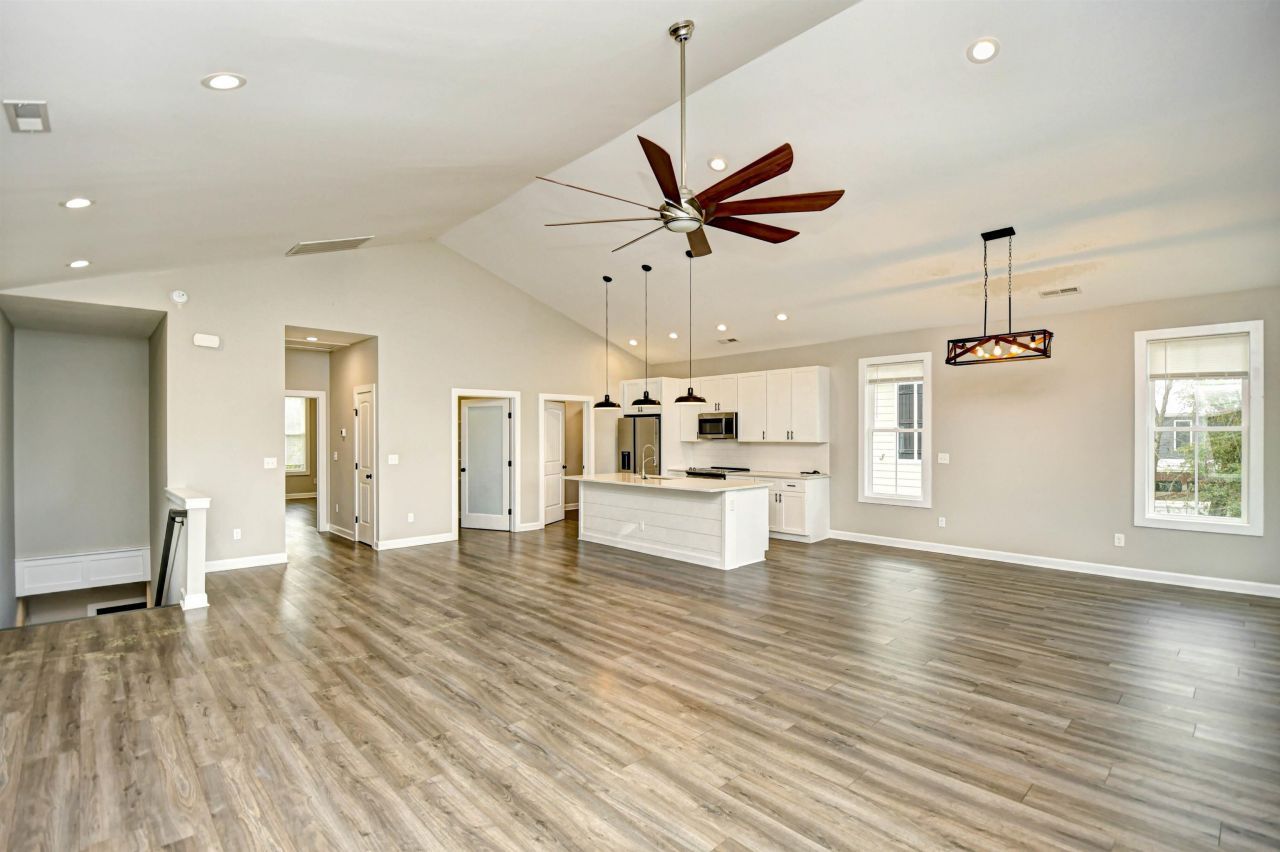 3877 Spanner Way Photo 7