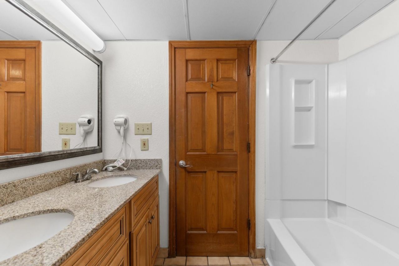 4800 S Ocean Blvd. Photo 15