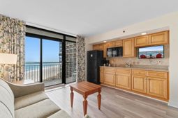 4800 S Ocean Blvd. photo 4