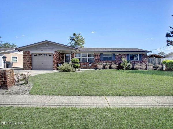 3223 SKIPPER Lane, Jacksonville, FL 32216