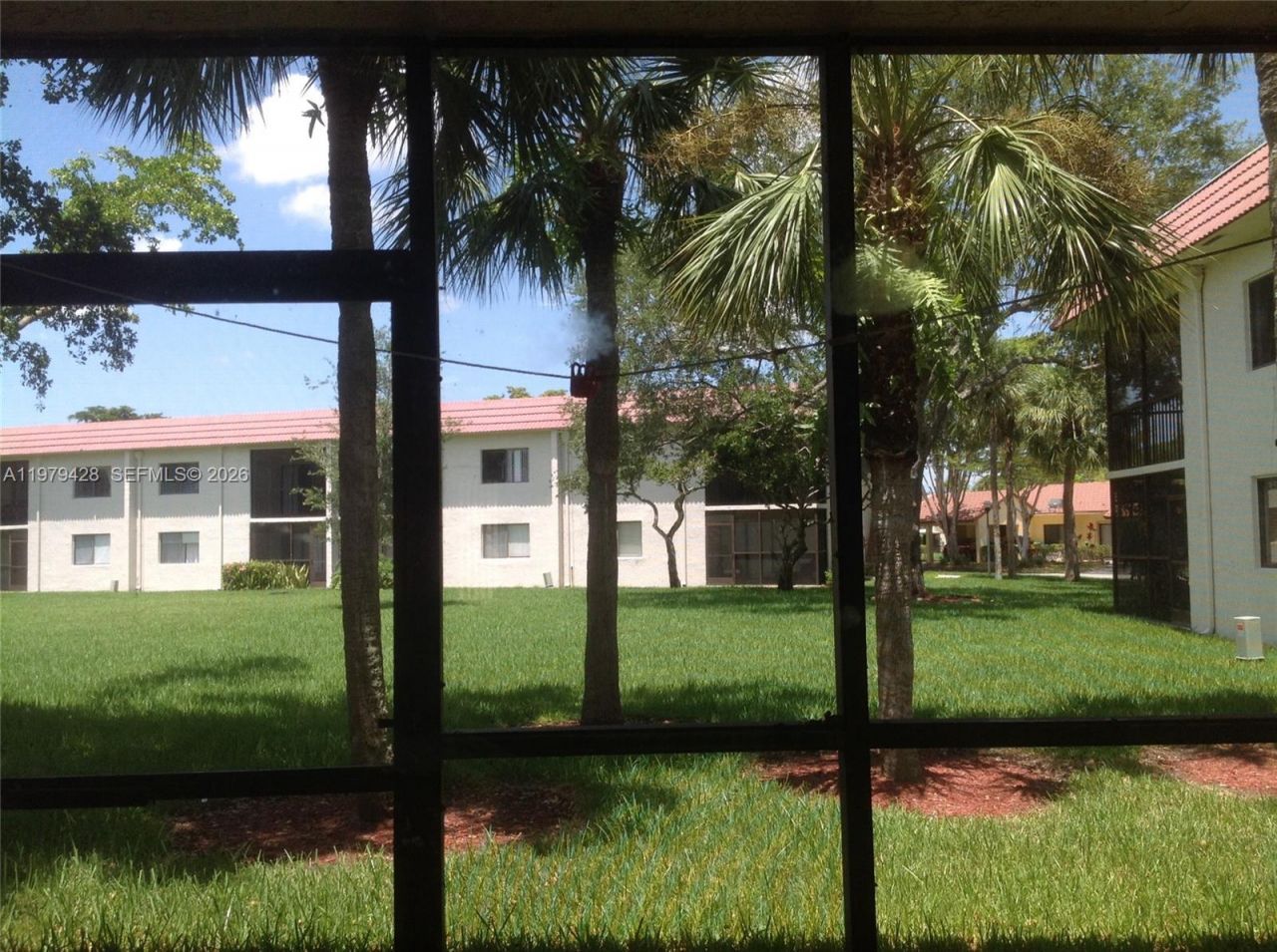 16246 Laurel Dr , Unit 104, Weston, FL 33326 Photo