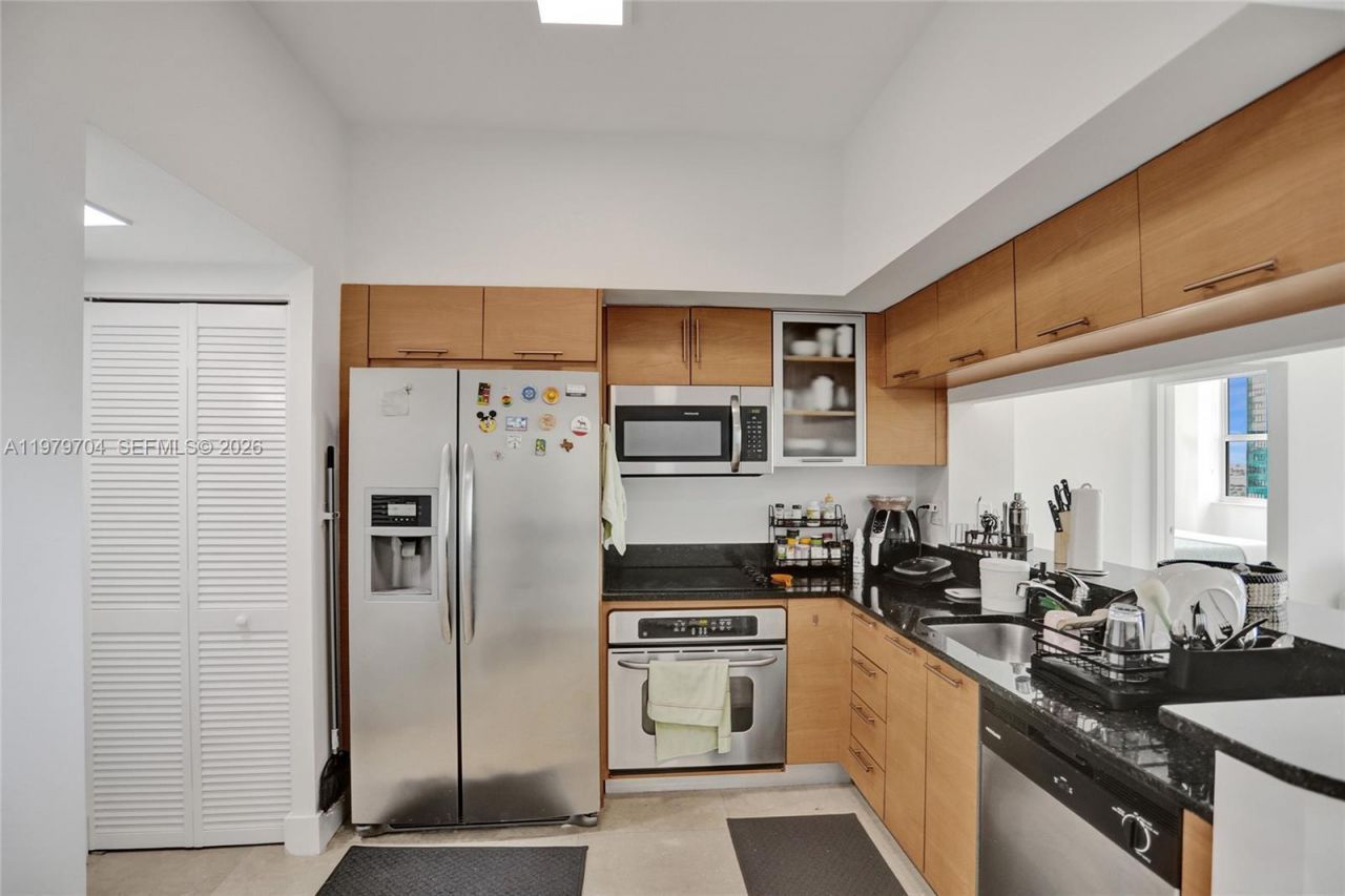 31 SE 5th St, Unit 4112, Miami, FL 33131 Photo