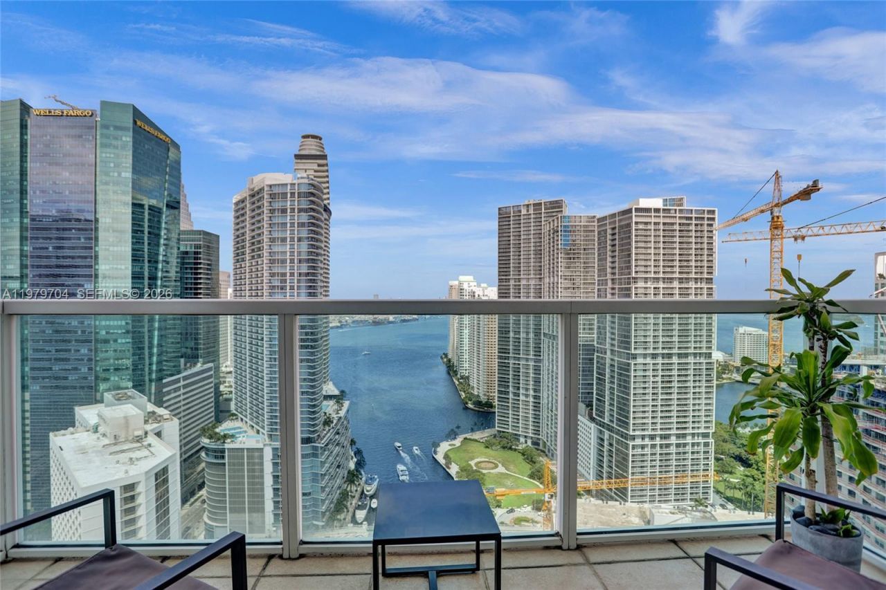 31 SE 5th St, Unit 4112, Miami, FL 33131 Photo
