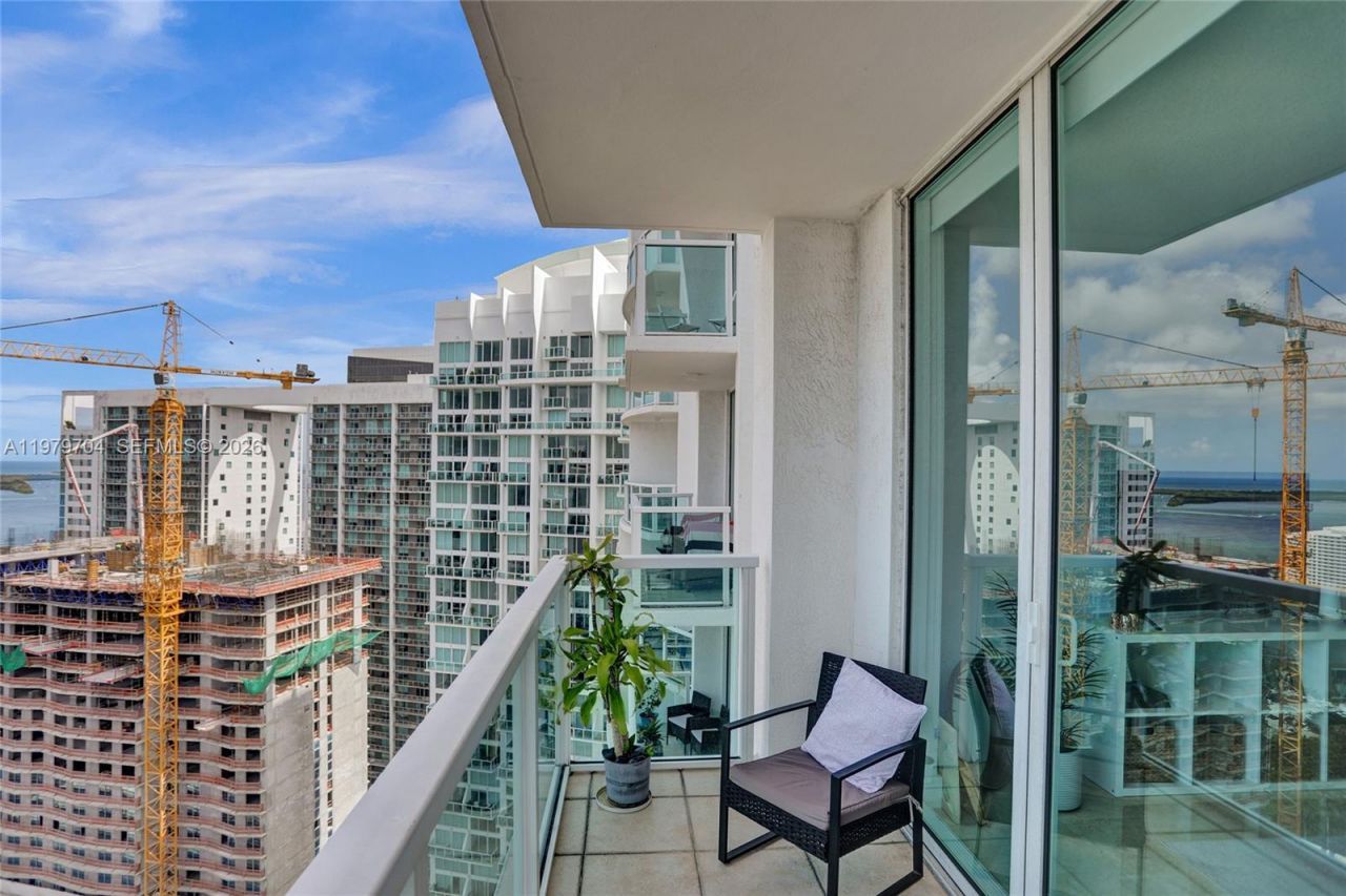 31 SE 5th St, Unit 4112, Miami, FL 33131 Photo