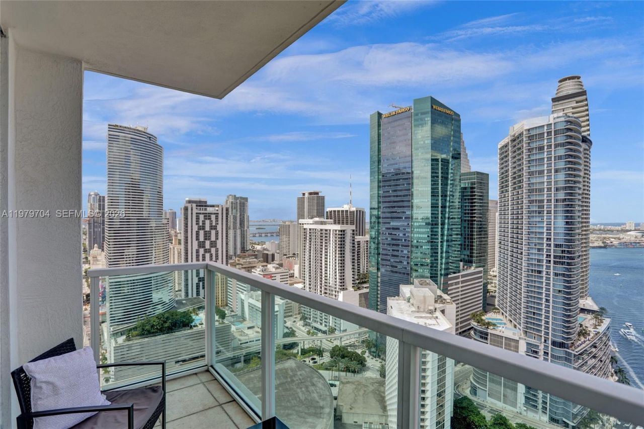 31 SE 5th St, Unit 4112, Miami, FL 33131 Photo