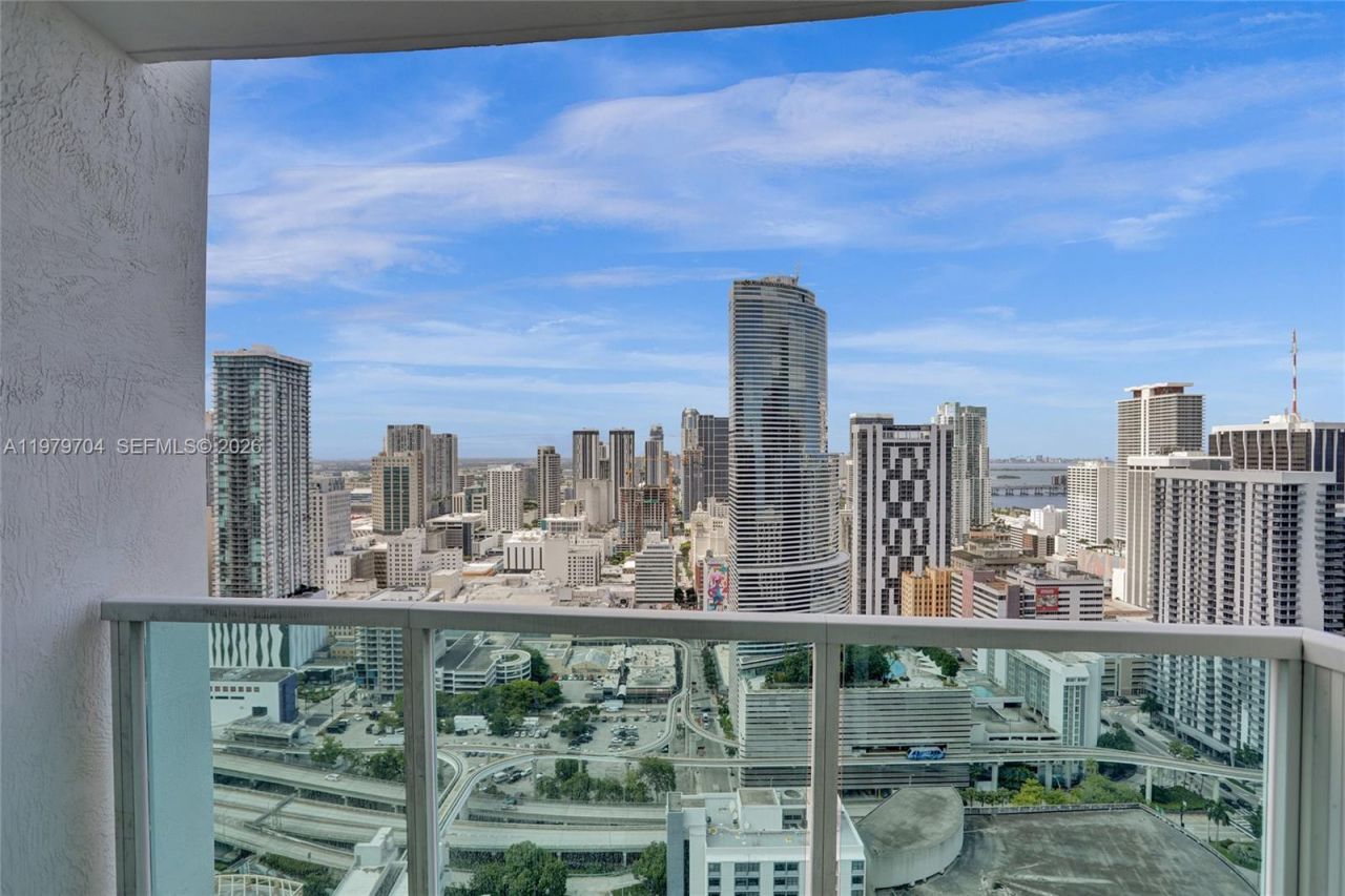 31 SE 5th St, Unit 4112, Miami, FL 33131 Photo