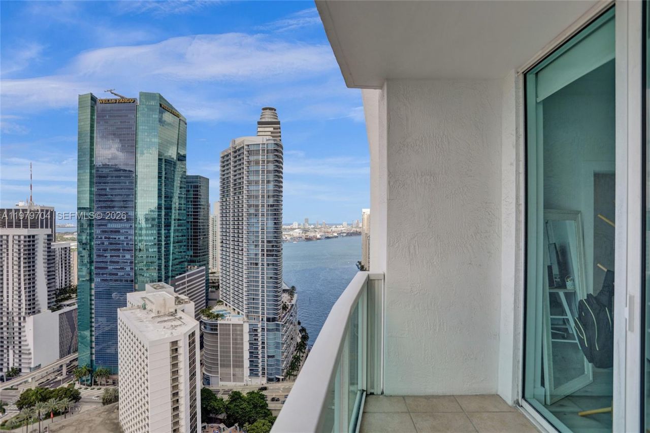 31 SE 5th St, Unit 4112, Miami, FL 33131 Photo