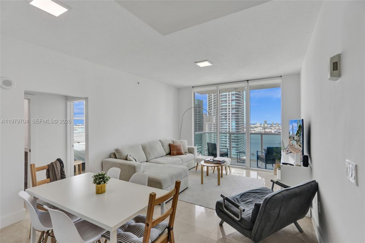 31 SE 5th St, Unit 4112, Miami, FL 33131 Photo