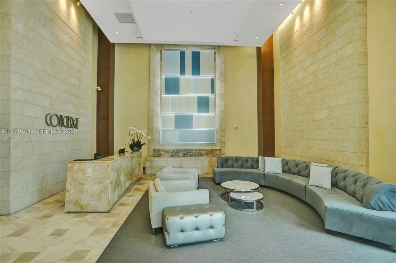 31 SE 5th St, Unit 4112, Miami, FL 33131 Photo