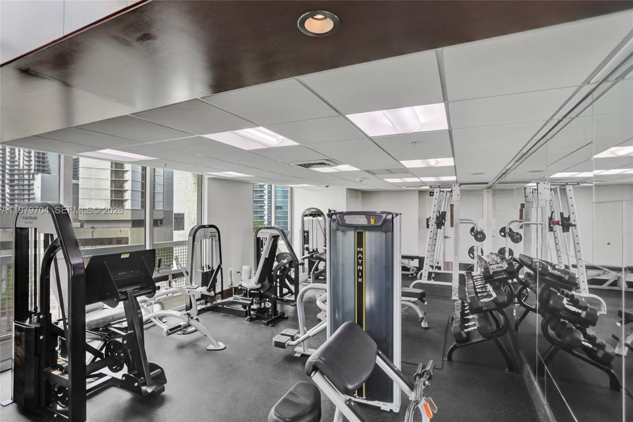 31 SE 5th St, Unit 4112, Miami, FL 33131 Photo