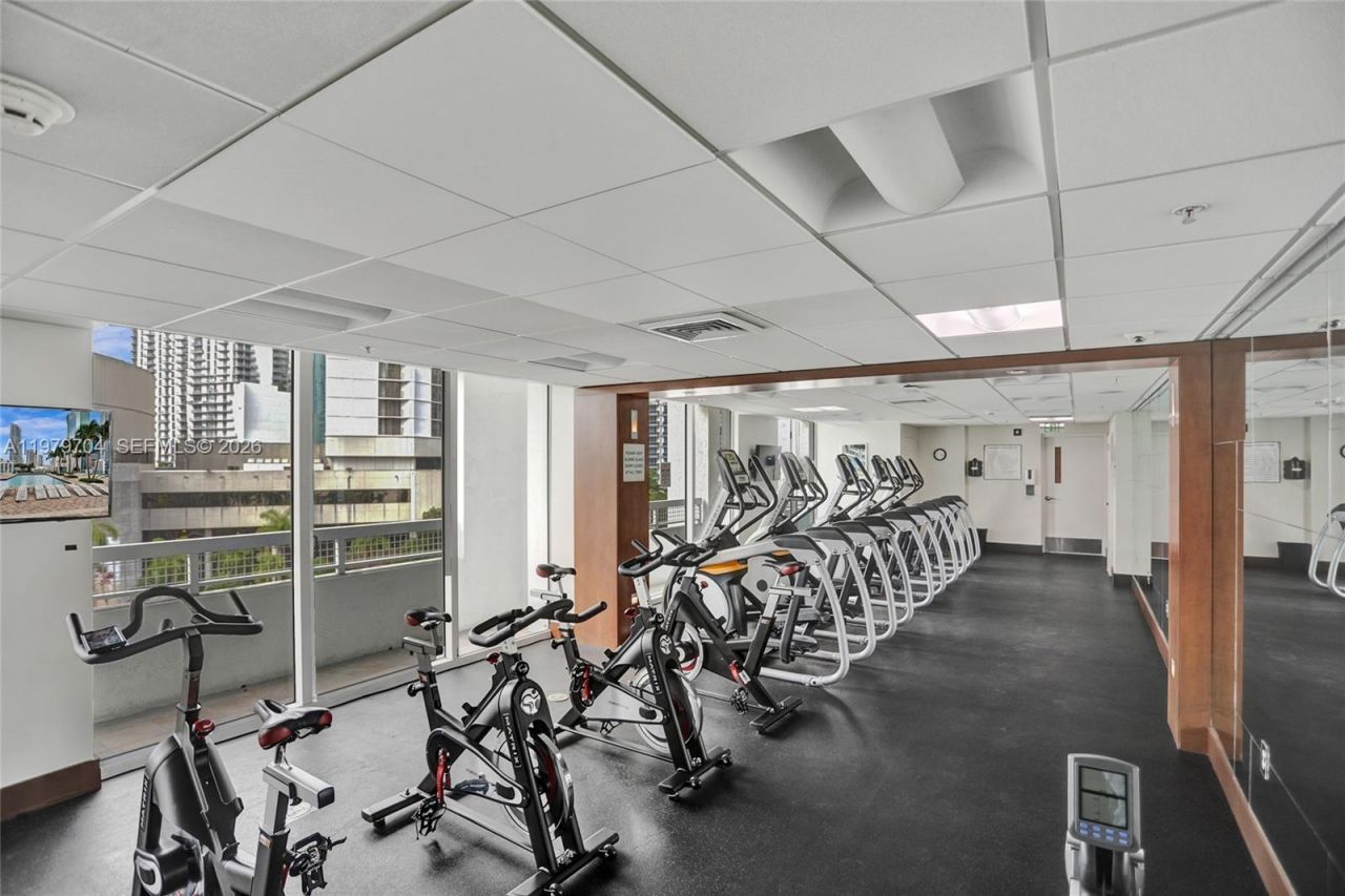 31 SE 5th St, Unit 4112, Miami, FL 33131 Photo