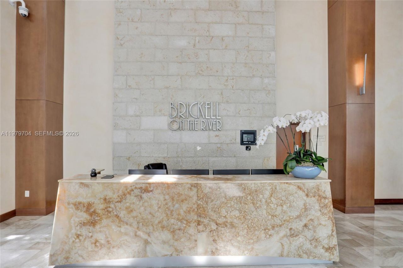 31 SE 5th St, Unit 4112, Miami, FL 33131 Photo