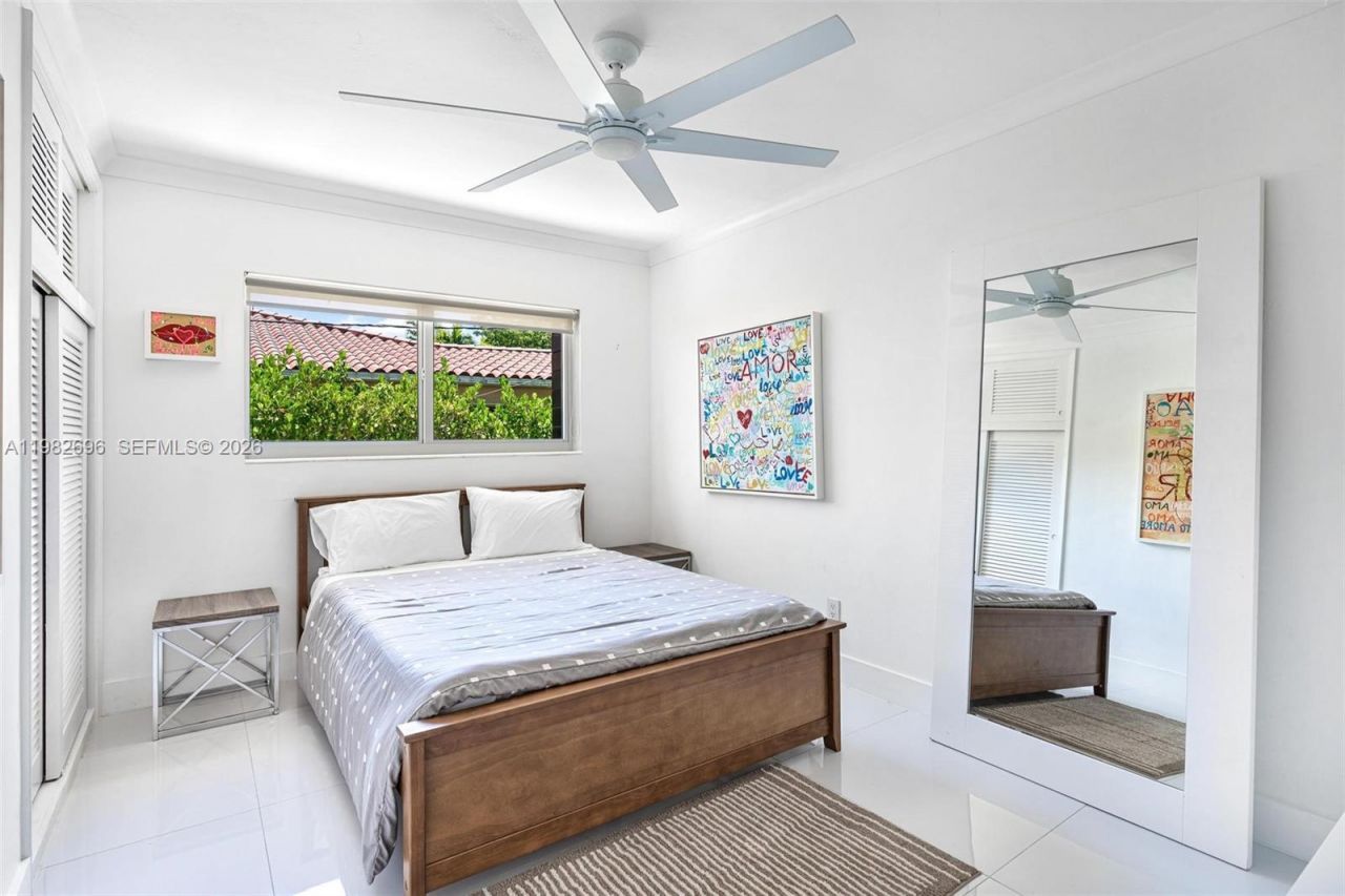 1865 Daytonia Rd, Miami Beach, FL 33141 Photo