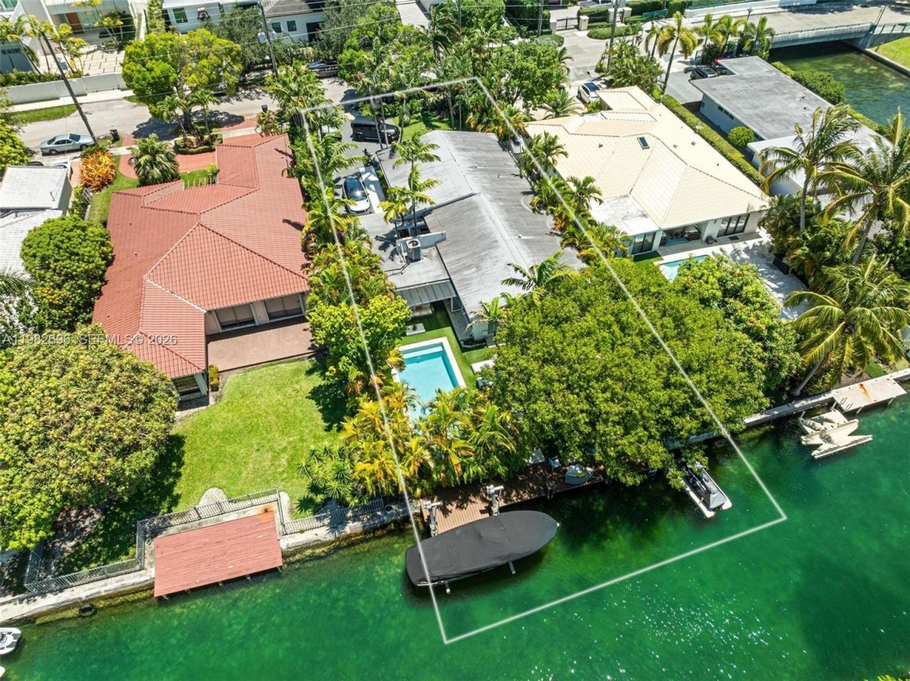 1865 Daytonia Rd, Miami Beach, FL 33141 Photo