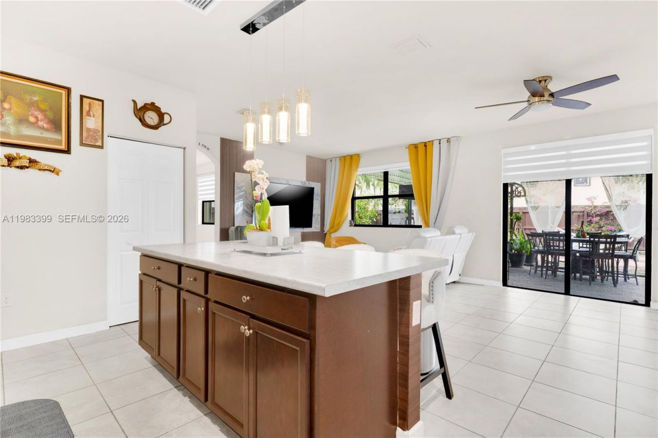 11827 SW 242nd Ter, Homestead, FL 33032 Photo