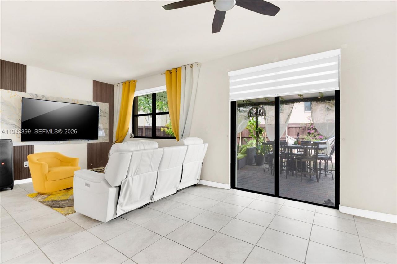 11827 SW 242nd Ter, Homestead, FL 33032 Photo