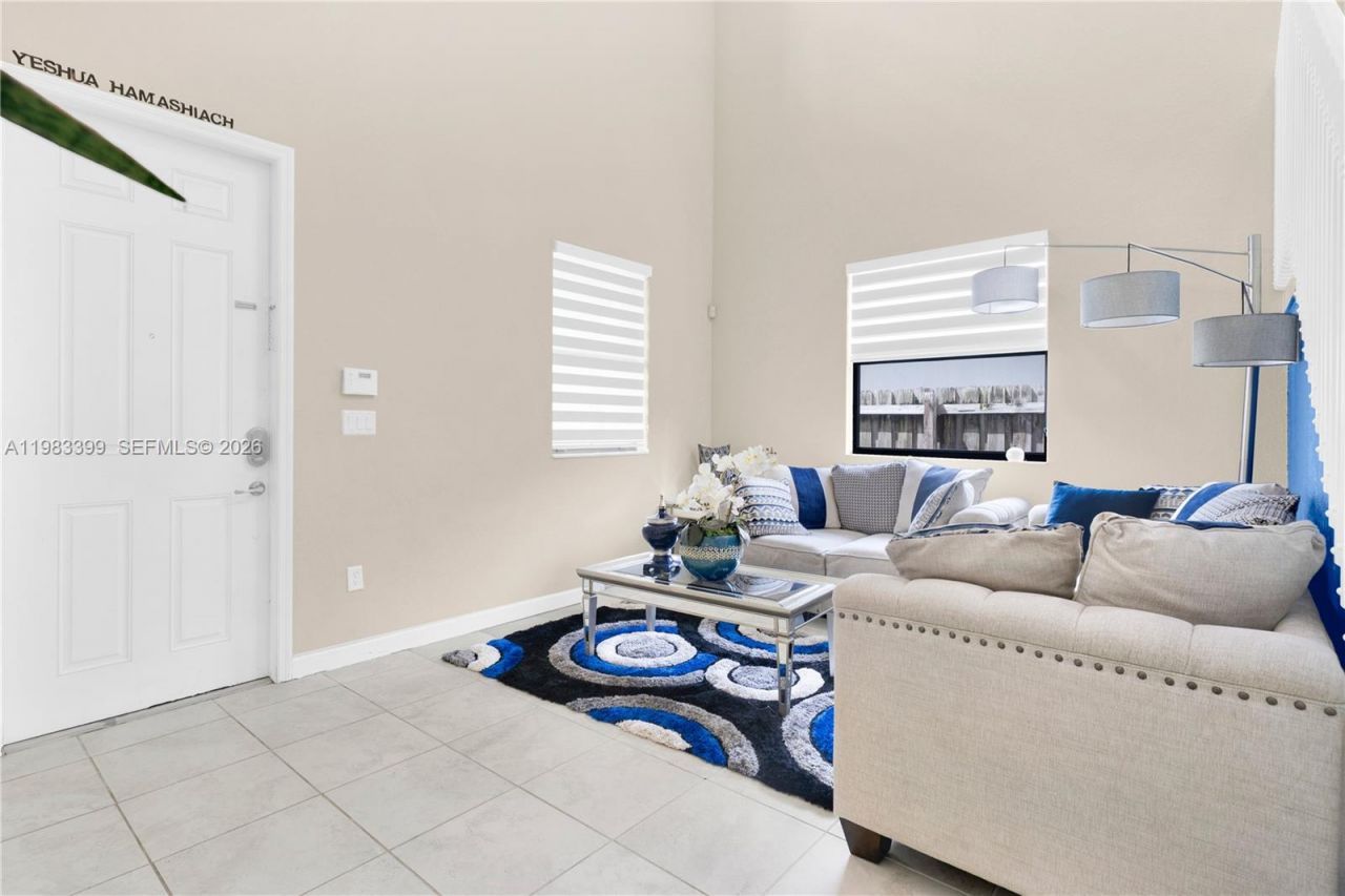 11827 SW 242nd Ter, Homestead, FL 33032 Photo