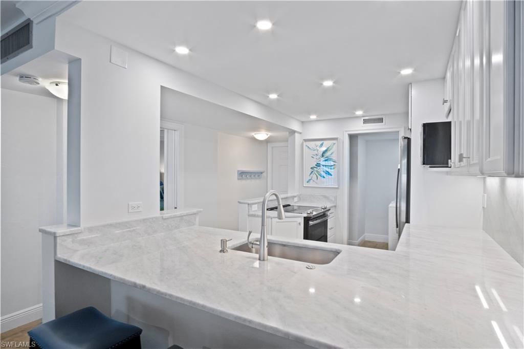 25900 Hickory Blvd, Unit 206, Bonita Springs, FL 34134 Photo