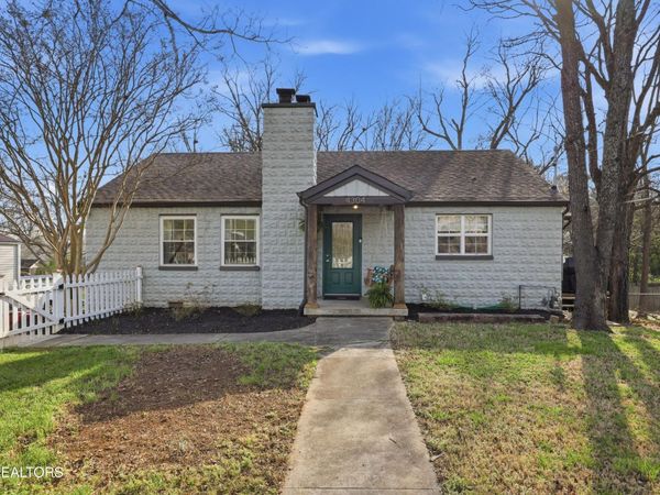 4304 Woodlawn Pike, Knoxville, TN 37920