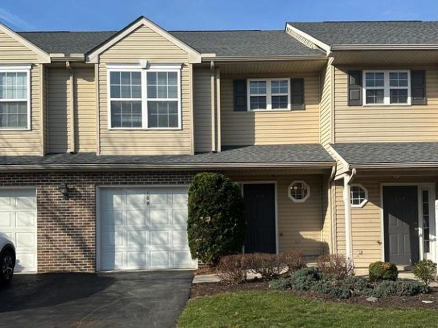 109 Cardinal Lane, Hummelstown, PA 17036 Main Photo