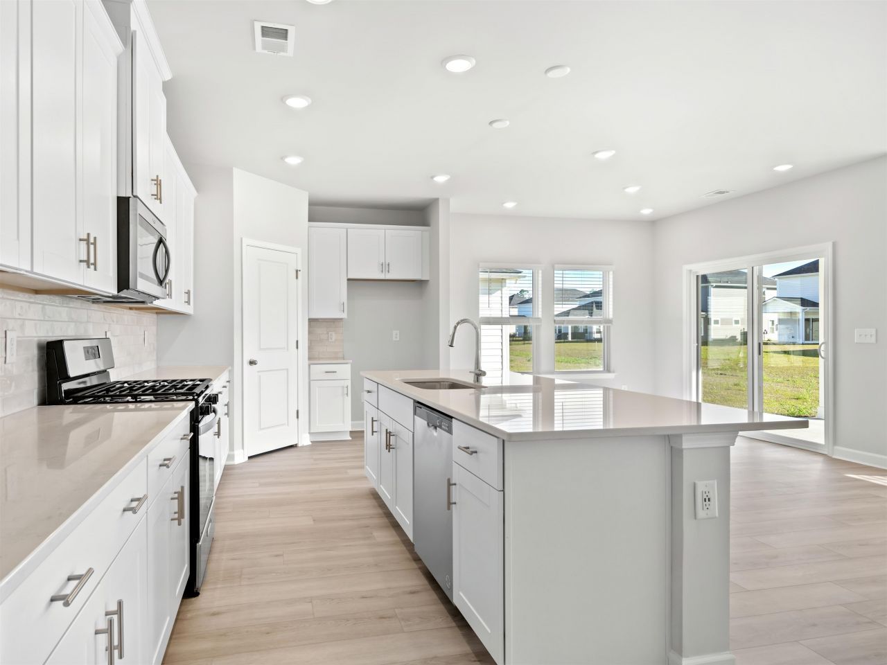 8238 Essence Dr. Photo 15